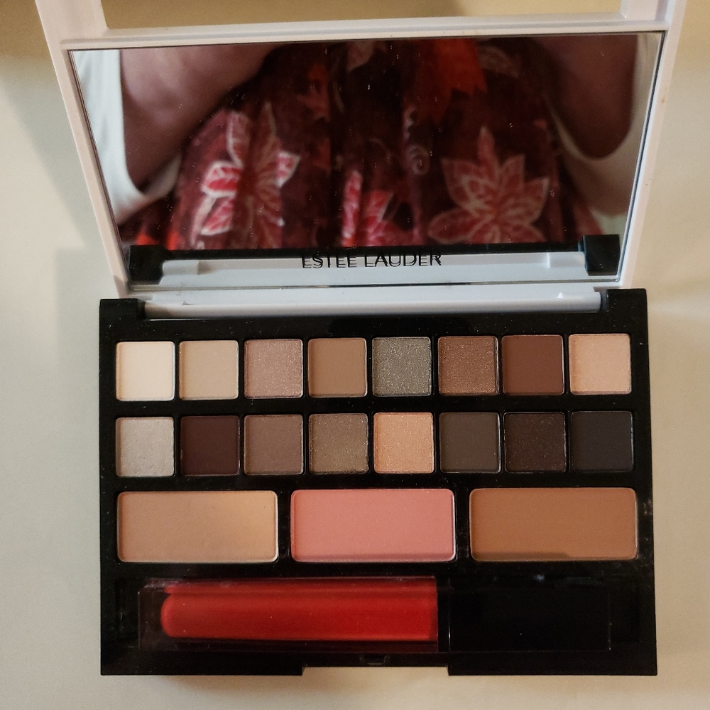 Estee Lauder Pure Color Envy Sculpturing Eyeshadow, Blush Pallette and Lip Gloss